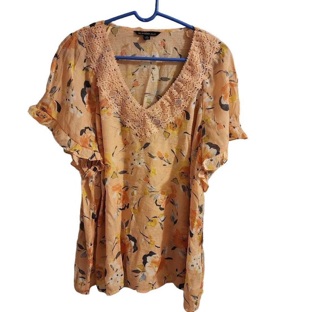 Zac & Rachel NWT 2x Peach Flowy Lace Trim Lightweight Floral Top